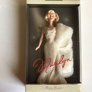 Marilyn Monroe Mattel Doll. Collectors Edition Mattel.